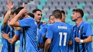 Liga im odgođena jer igrači zbog poslova ne mogu dobiti dozvole, a "redovno" izbacuju bh. klubove