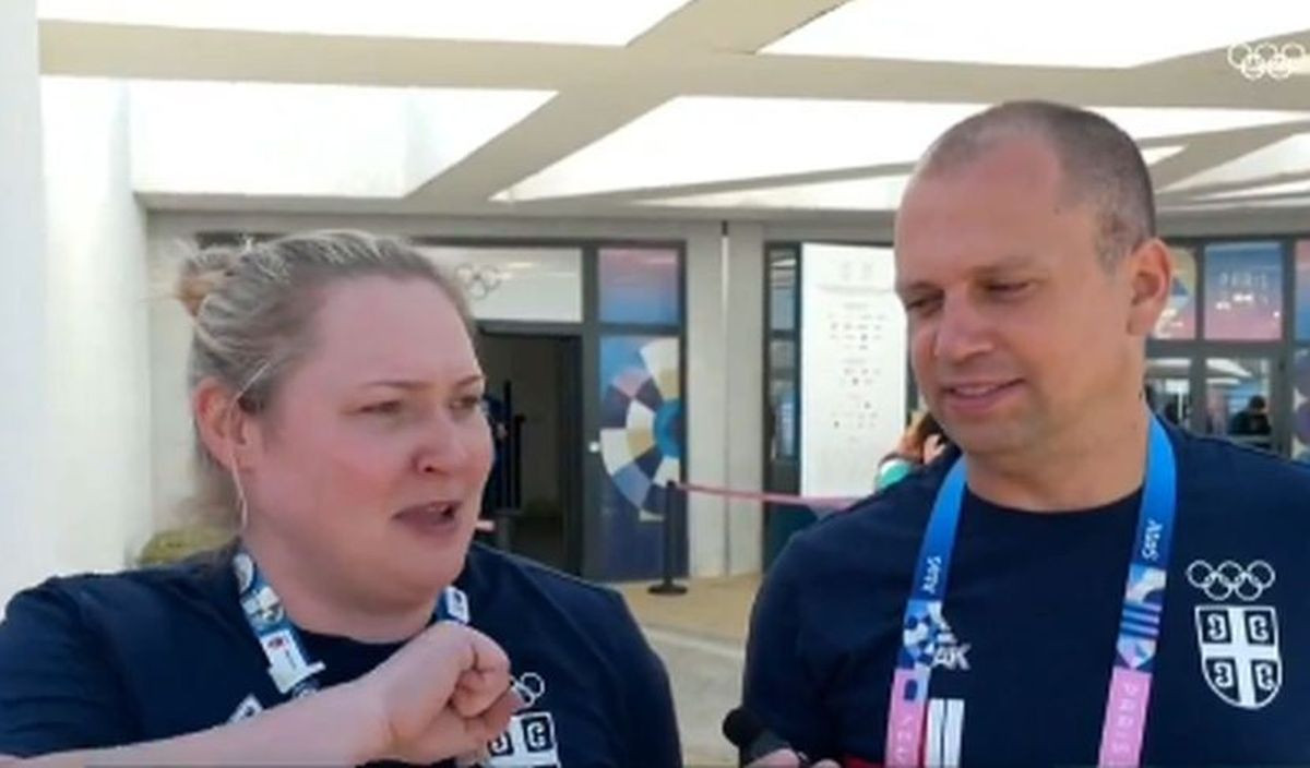 Šou u izvedbi Damira i Zorane čijoj izjavi se smije Srbija: "Srce bije, gu**i se tresu..." Šou u izvedbi Damira i Zorane čijoj izjavi se smije Srbija: "Srce bije, gu**i se tresu..."