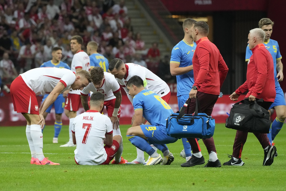 Poljska potvrdila najgore vijesti - Arkadiusz Milik propušta EURO u Njemačkoj Poljska potvrdila najgore vijesti - Arkadiusz Milik propušta EURO u Njemačkoj