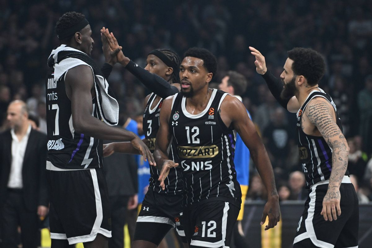 Auu šta je uradio Partizan u Lyonu: Nestvarna noć i poniženje Francuza koje će se pamtiti Auu šta je uradio Partizan u Lyonu: Nestvarna noć i poniženje Francuza koje će se pamtiti