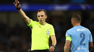 Joao Pinheiro na centru u Beču, Austriji sudio jednom, Bosni i Hercegovini nikada prije!