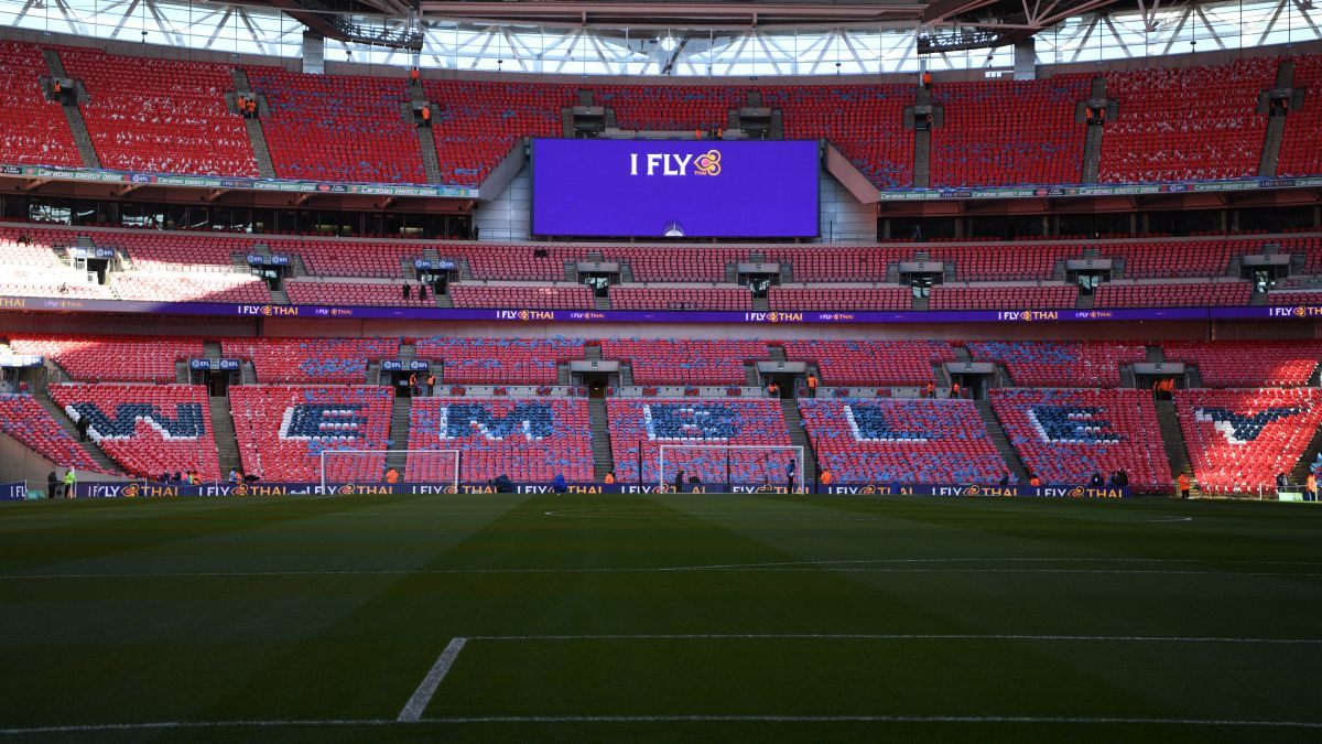 NFL meč uništio Wembley: Oranica čeka večeras Tottenham i Manchester City