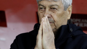 Nakon riječi da u svakom trenutku može napustiti reprezentaciju, Lucescu objavio konačnu odluku