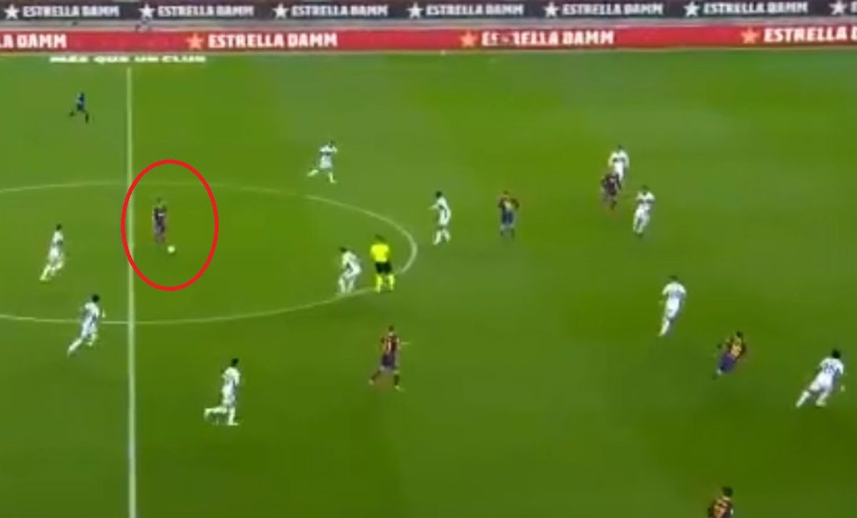 Ne, to nije Iniesta, već Pjanić: Na poluvremenu je ponižen, ali prije toga je pokazao magiju Ne, to nije Iniesta, već Pjanić: Na poluvremenu je ponižen, ali prije toga je pokazao magiju