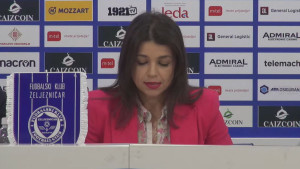 Uzunović: Kad nam otvore vrata, crvenimo se pola sata, nije lako...