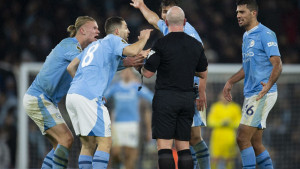 Manchester City će biti kažnjen zbog ponašanja igrača prema Simonu Hooperu