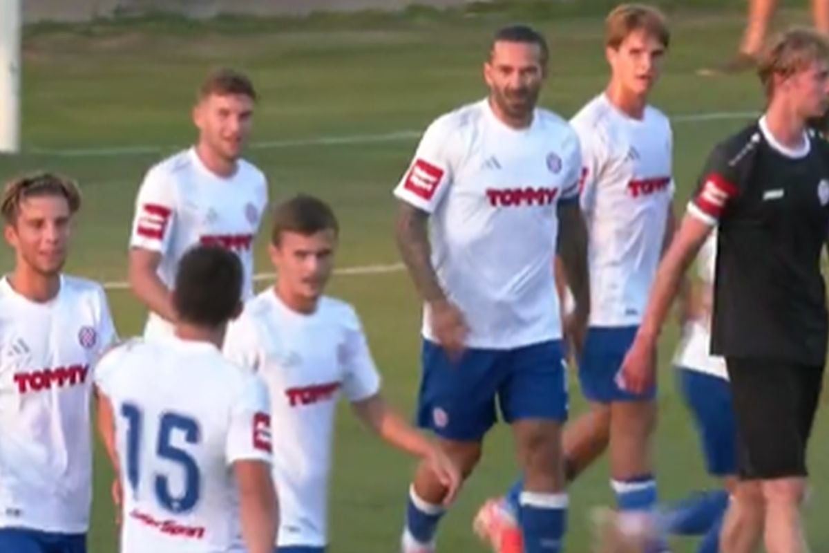 Na praznom Poljudu Marko Livaja je danas radio čuda