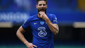 Giroud otpada, sada se bira između Suareza i Džeke