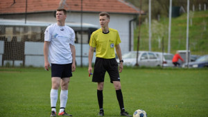 Nakon prekida meča, glavni sudac Avdibašić spriječio napad na sudinicu u Fojnici