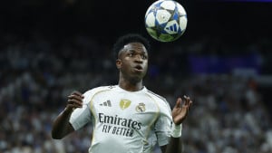 Au, kakav potez: Vinicius Junior povukao ručnu i okrenuo leđa Real Madridu!