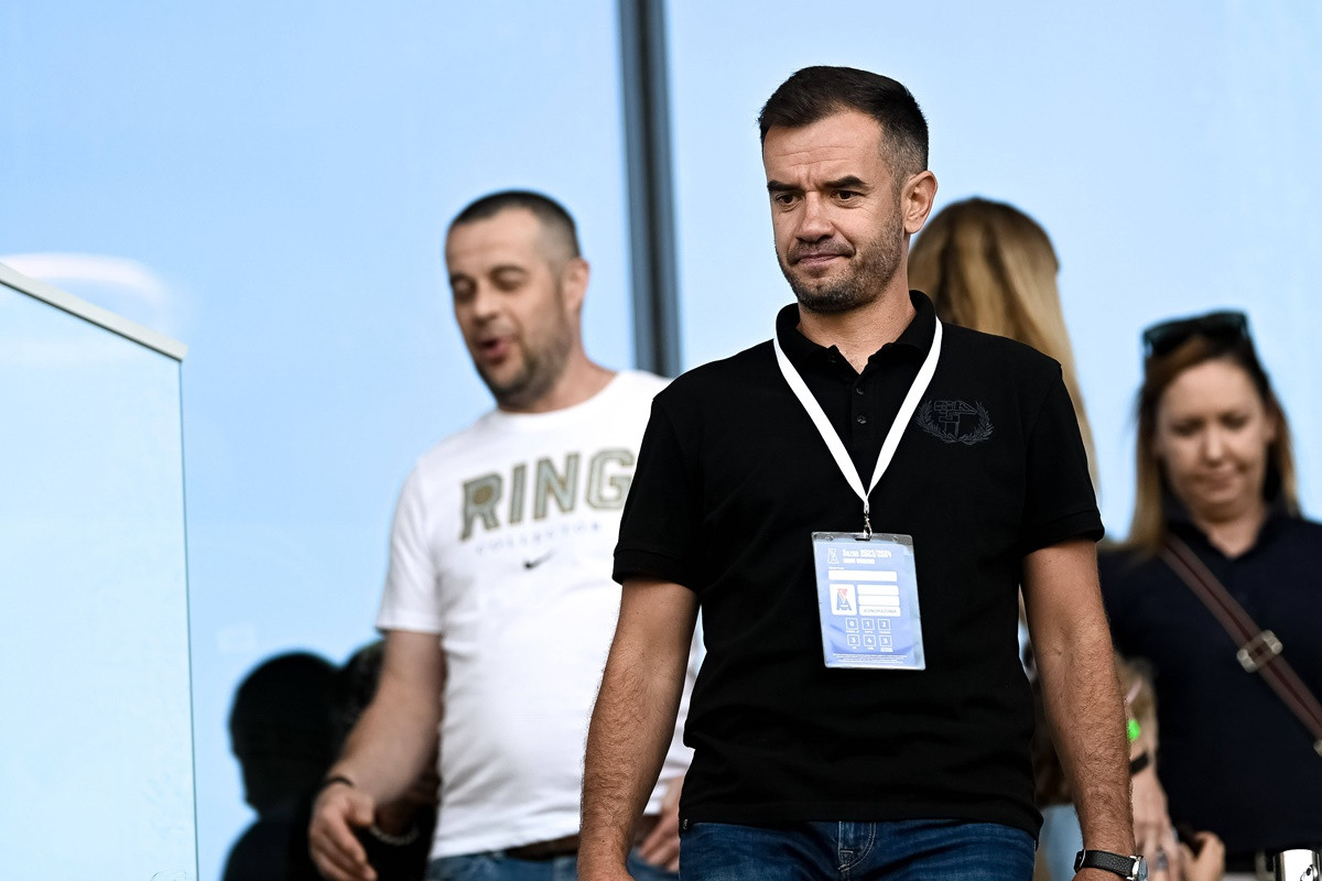 Sramne riječi bivšeg igrača Zvezde o Pazaru: "Tamo nisu Srbi, to su divljaci! Želim im poraz 7:0!" Sramne riječi bivšeg igrača Zvezde o Pazaru: "Tamo nisu Srbi, to su divljaci! Želim im poraz 7:0!"