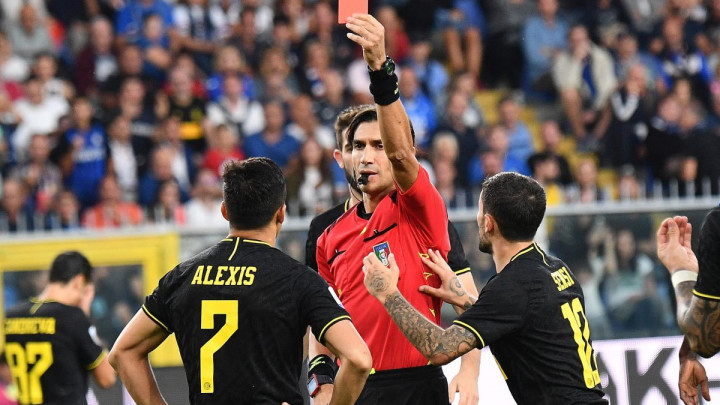 Inter i sa igračem manje stigao do pobjede protiv Sampdorije i zadržao prvo mjesto